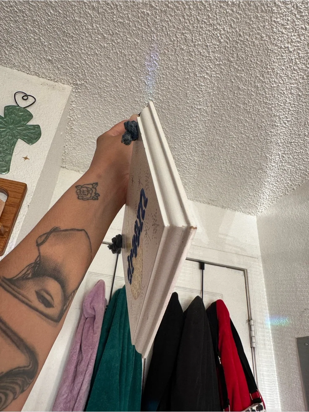 Vintage Y2K Celestial Hanging Sign 🌙